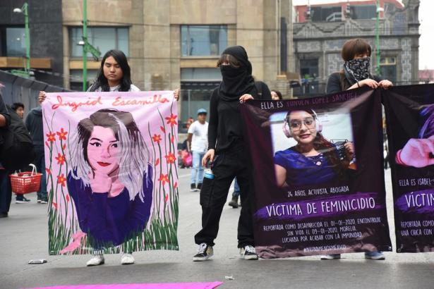 Mexico City protest against gender-based violence against women. 